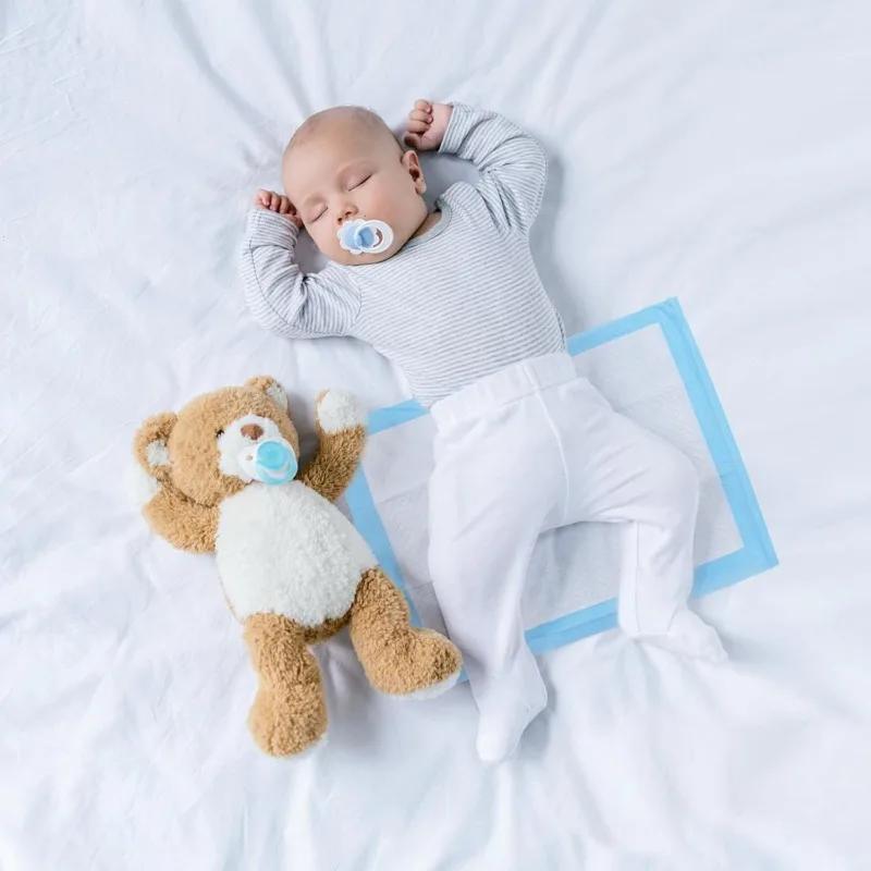 Paquet de 20/40/50/100 matelas à langer jetables pour bébé sous-vêtements imperméables et respirants