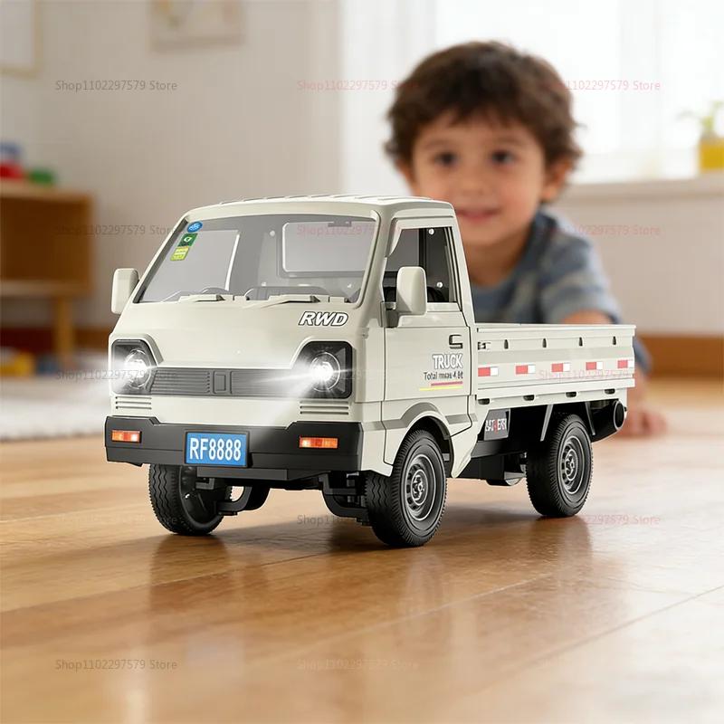 Voiture de course RC à dérive et à escalade 1:18, camion tout-terrain télécommandé avec lumières de 