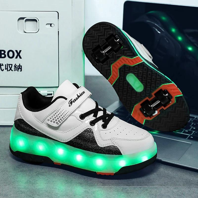 Chaussures de patin à roulettes LED pour enfants, baskets lumineuses rechargeables par USB avec 4 ro