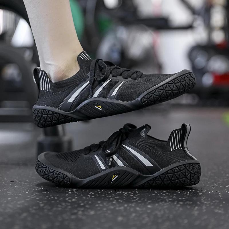 Chaussures de sport légères pieds nus, baskets de sport à semelle souple avec maille respirante pour