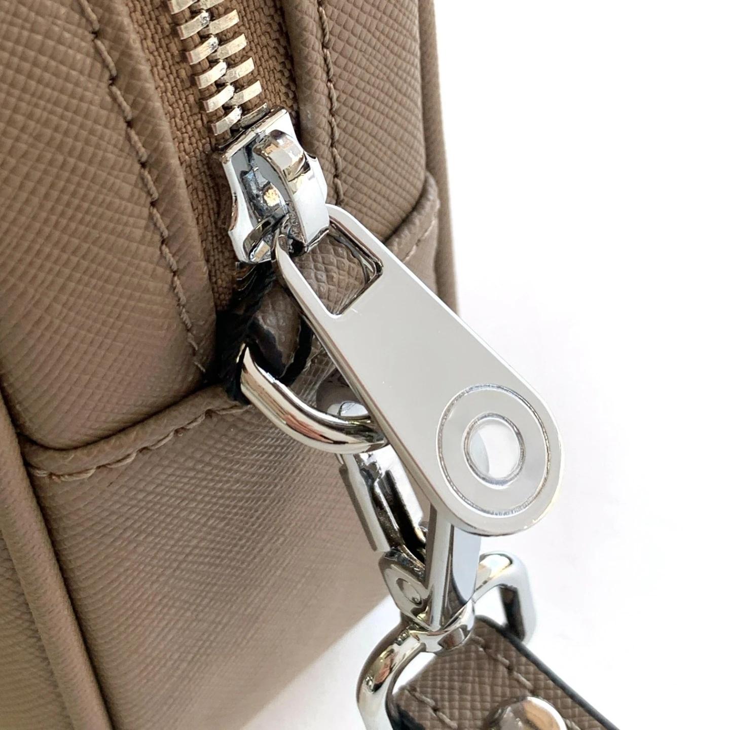 Sacs pour hommes de marque de luxe 2101-5, sacs à main en cuir faits à la main, motif signature espa