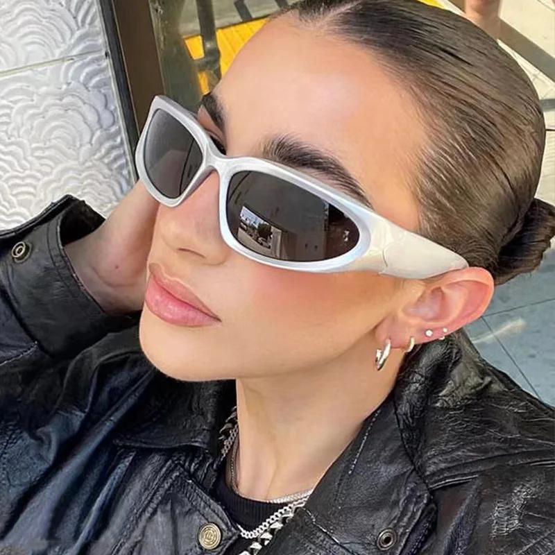 Nouveauté lunettes de soleil populaires pour femmes lunettes de soleil Punk lunettes de soleil ovale