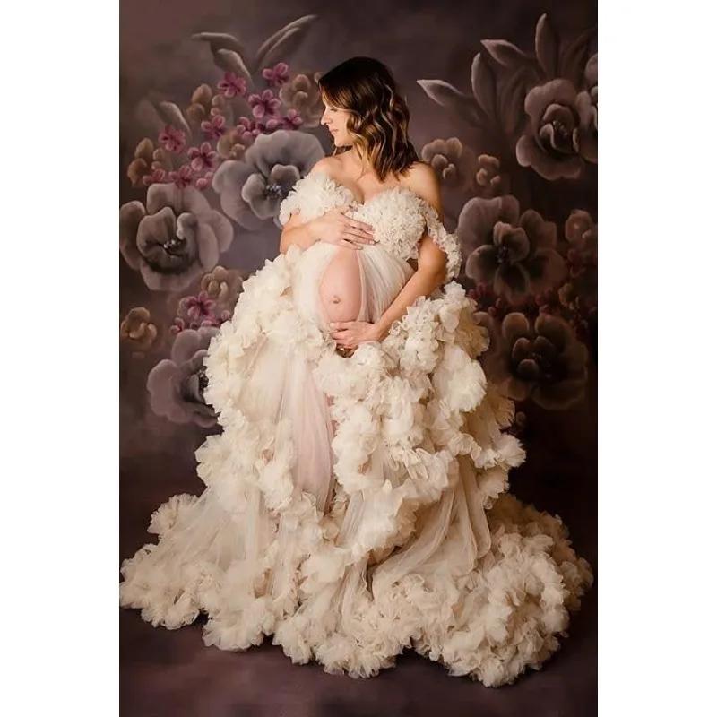 Robe de maternité essentielle pour la photographie de grossesse - Tulle transparent, volants bouffan