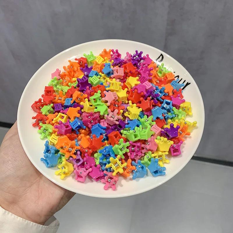 50pcs filles mignon coloré fleur étoile couronne petites griffes de cheveux beaux cheveux décorer pi