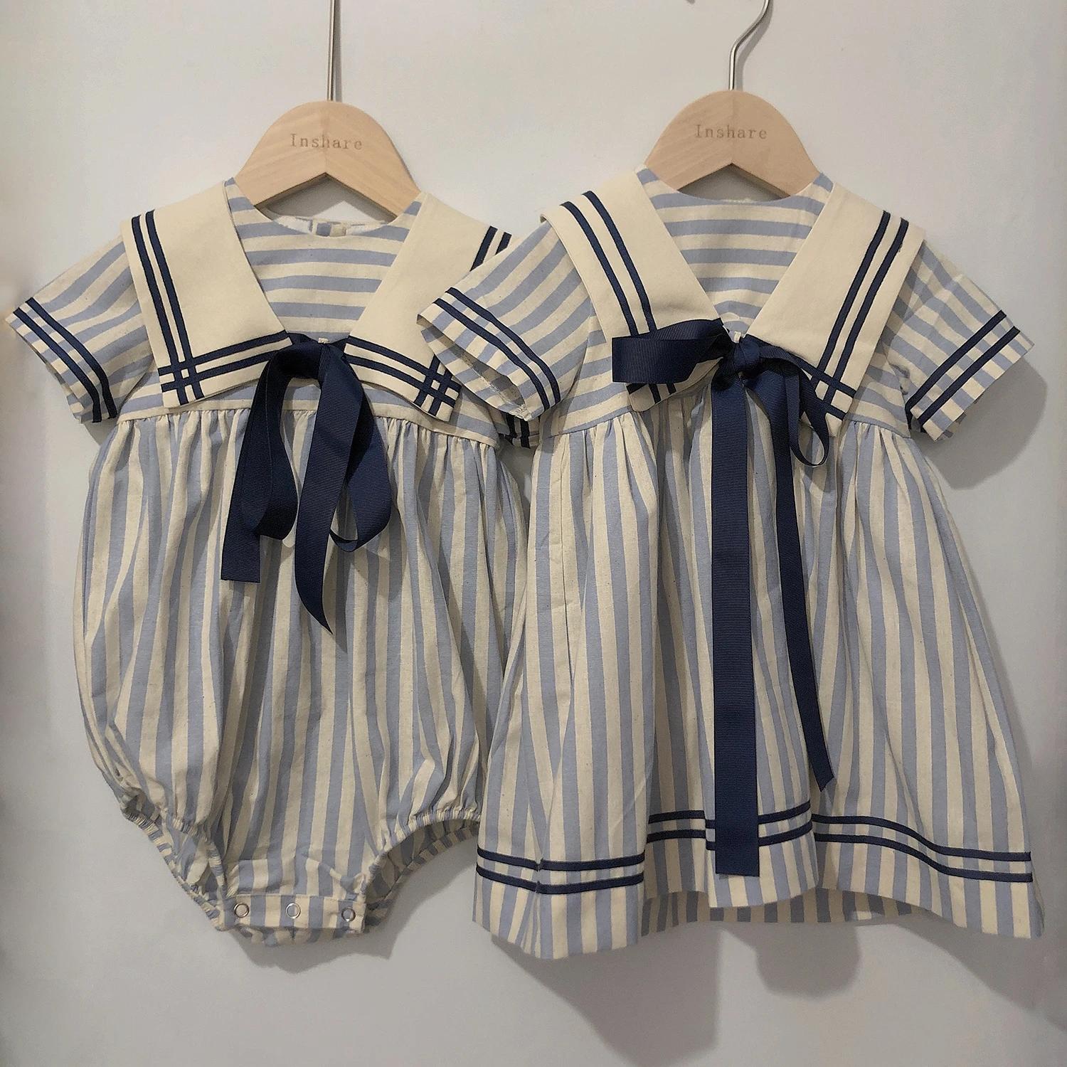 Vêtements Boutique pour bébés garçons et filles, barboteuse à rayures bleues et bleu marine, tenue V