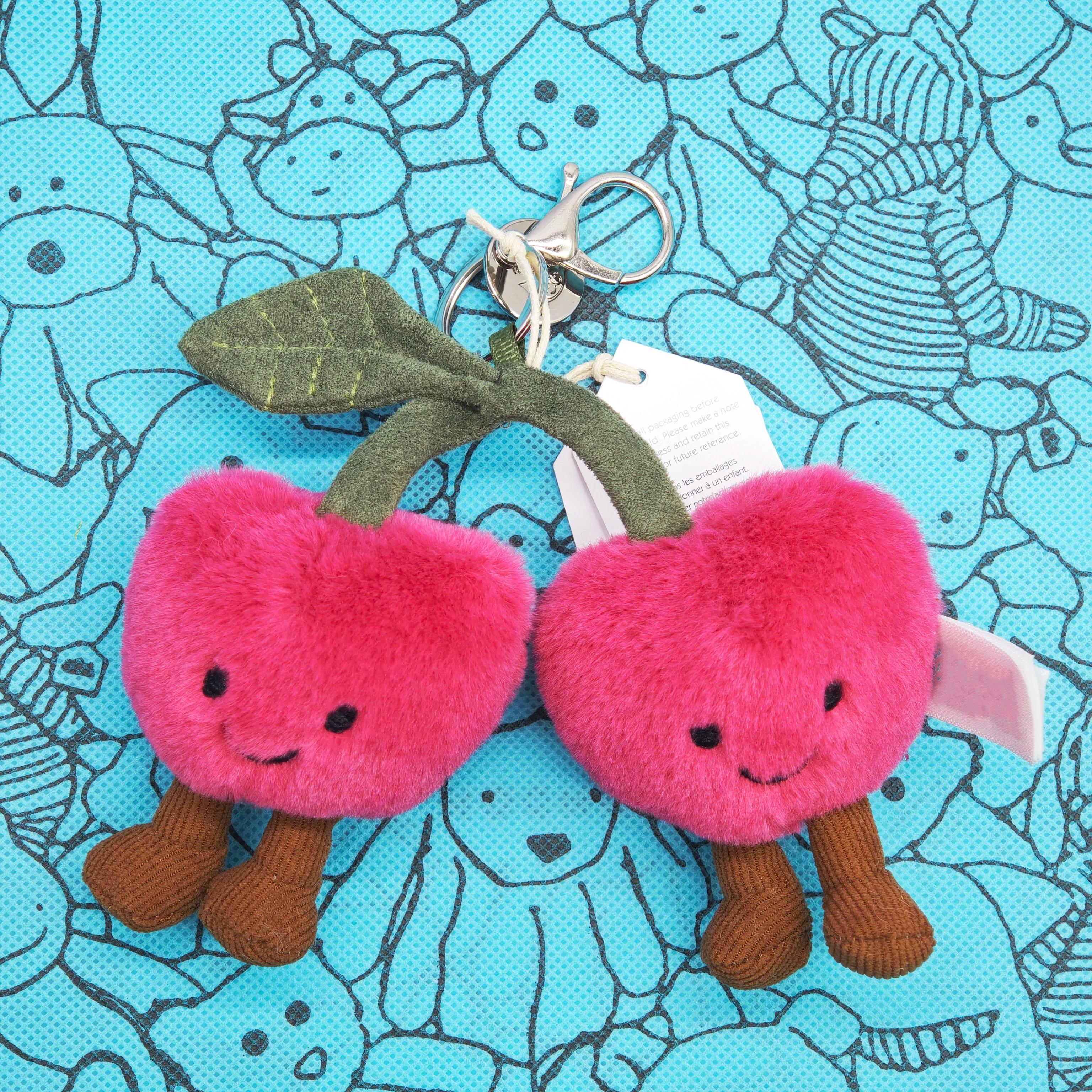Nouveauté 2026 JC Fun Bestseller – Pendentif en peluche fruit – Raisin, Avocat, Poire, Fruit du drag