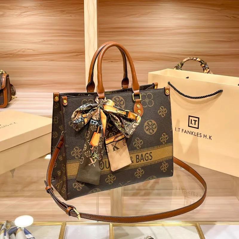Sacs à langer élégants, décontractés, simples, vintage, à la mode pour femmes, sac à main en cuir de