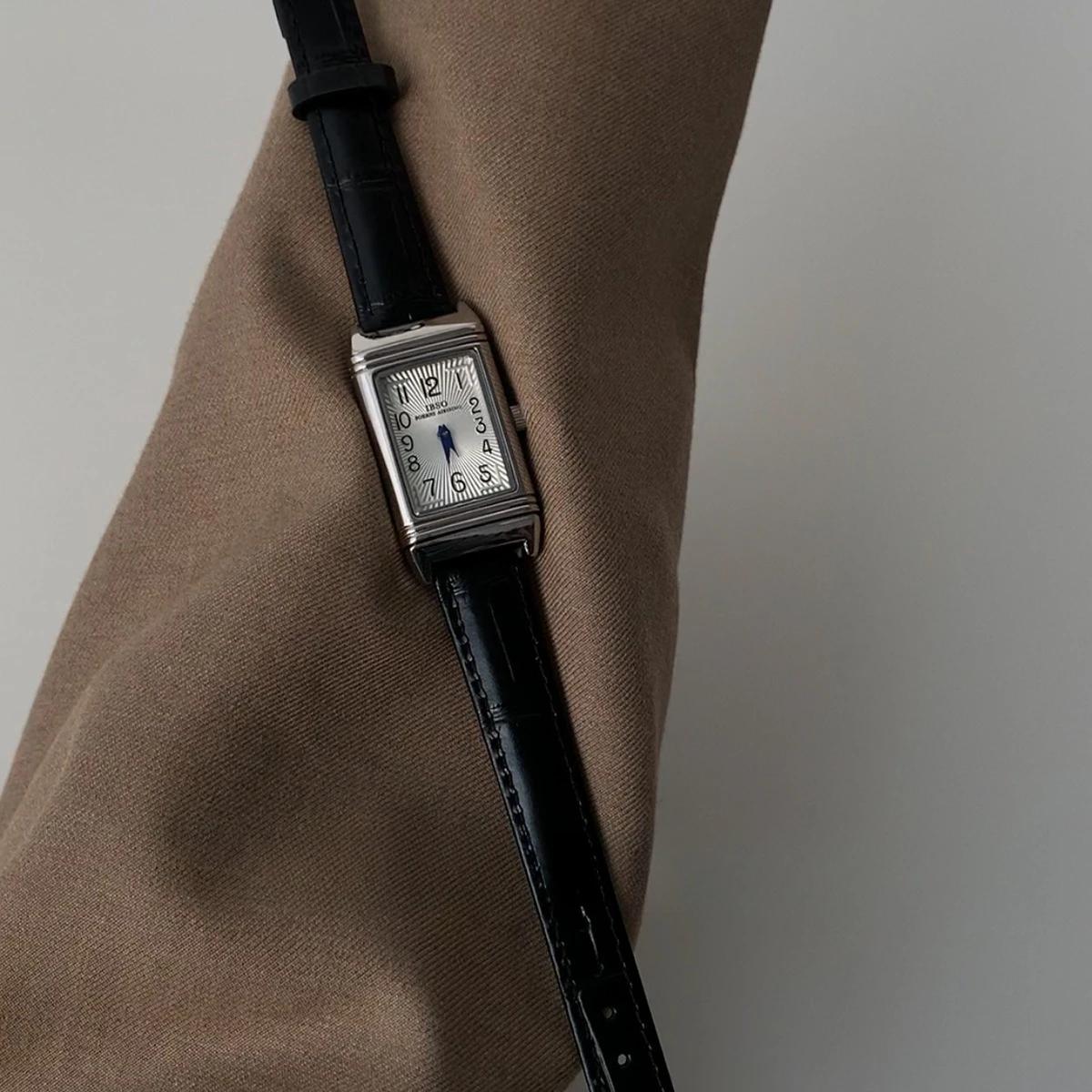 Montre numérique carrée à Quartz en cuir, Design coulissant de tempérament de Niche rétro, exquise e