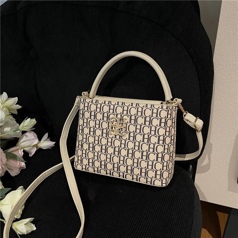Nouveau Sac Seau Tendance 2026 pour Femme, Grand Sac à Main Polyvalent avec Compartiments, Sac Bando