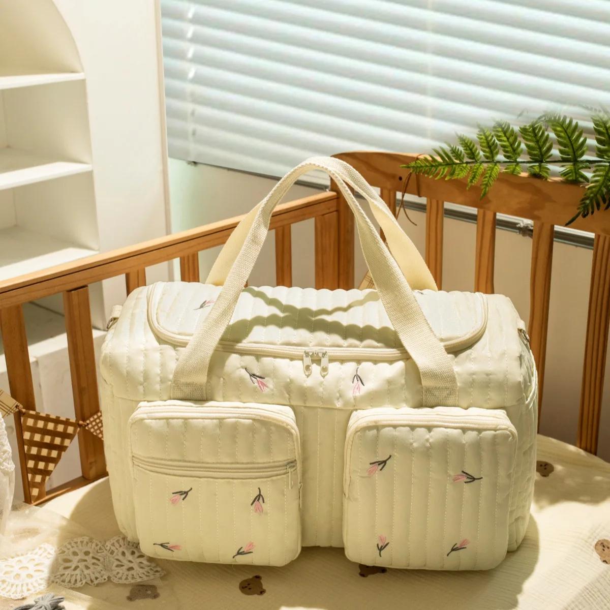 Sac à couches pour bébé, sac à main à motif de broderie de fleurs d'ours mignon, sac pour maman, tis