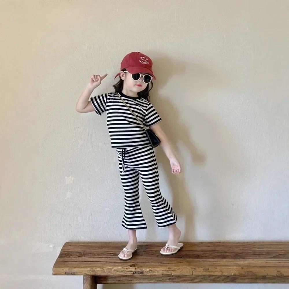 Costume rayé à la mode et tendance pour filles, T-shirt à manches courtes + pantalon évasé à cordon 