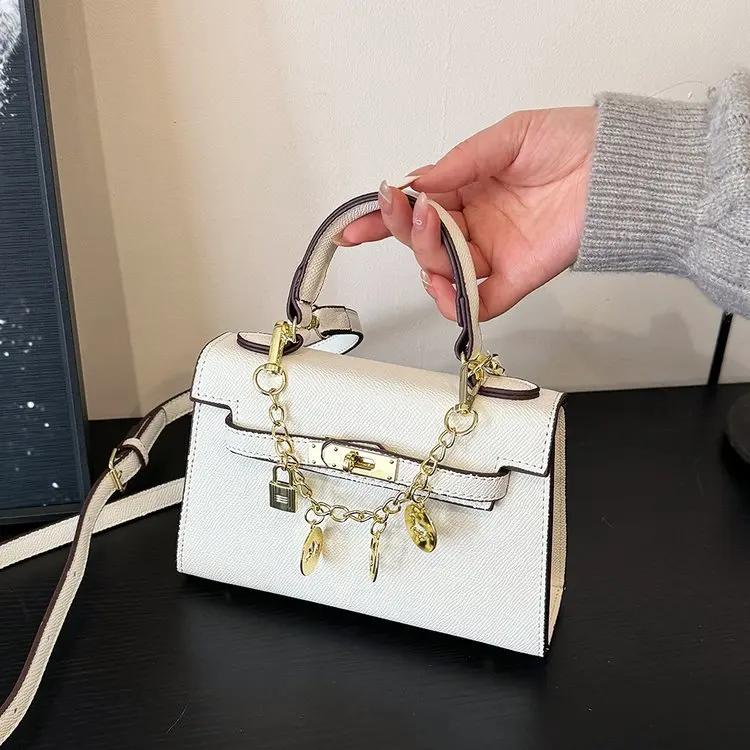 Sac à langer élégant de grande capacité pour femmes, sac fourre-tout en cuir de luxe, sac à bandouli