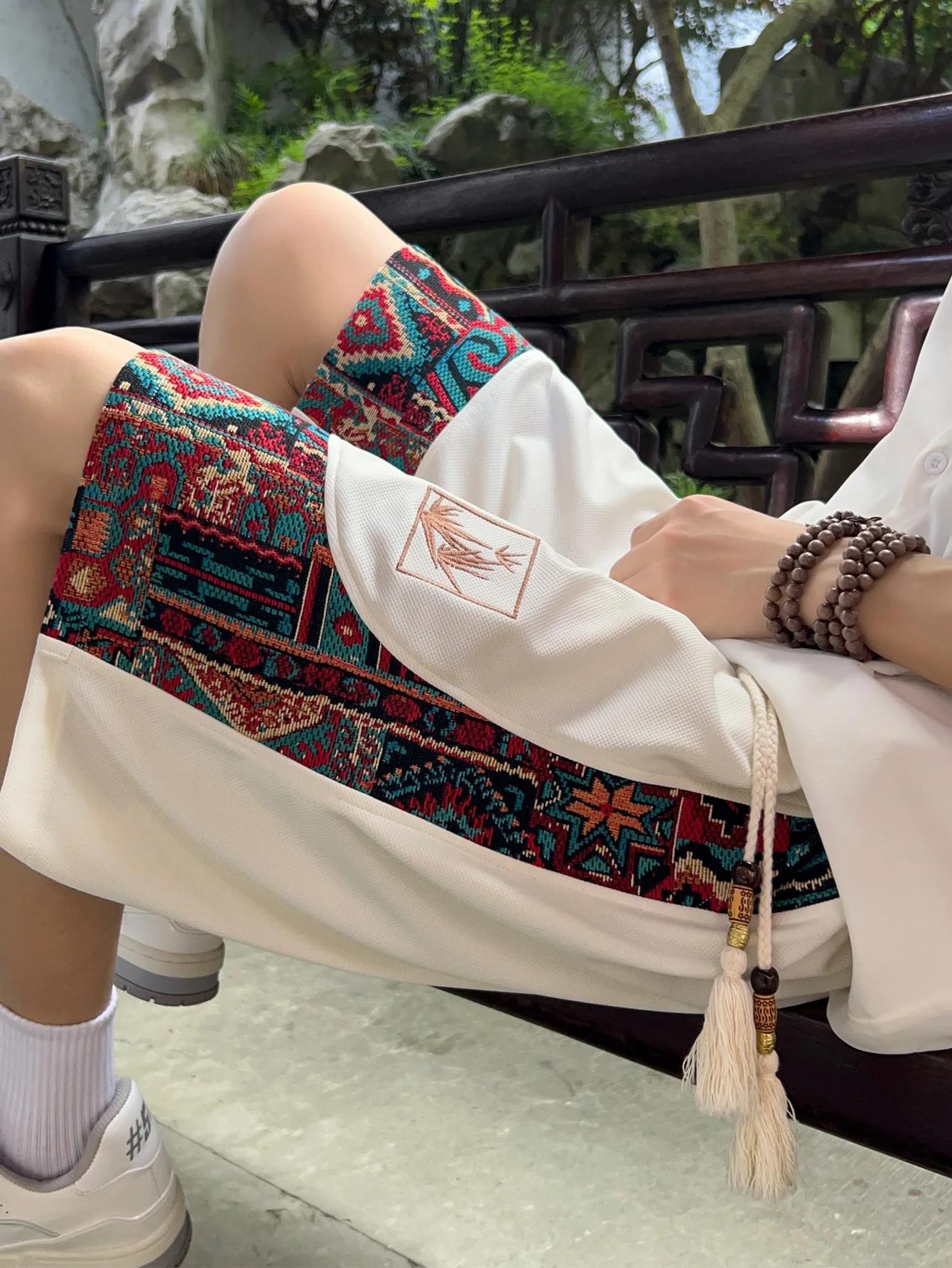 Short à motif ethnique brodé pour hommes avec poches, short d'été décontracté à cordon de serrage, a