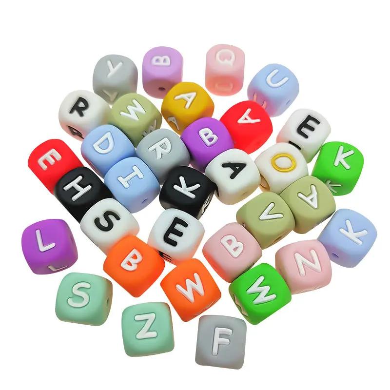 Perles en Silicone avec lettres de l'alphabet anglais de 12mm, 100 pièces, pour nom personnalisé, ch