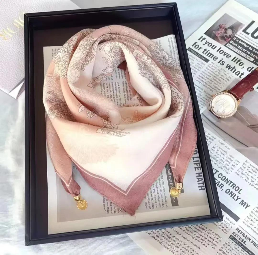 Foulard en soie à boucle magnétique de luxe pour femmes, écharpe carrée imprimée pour automne et hiv