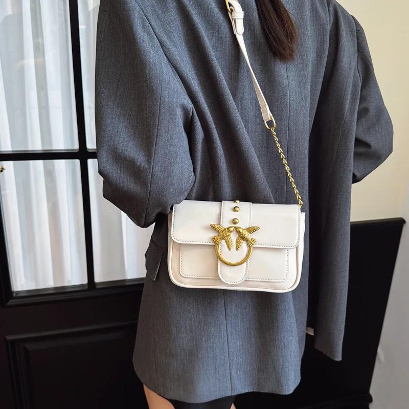 2026 Classique Flying Bird Flap Chaîne Sac à bandoulière Sac à main Swallow Design Sac de mode pour 