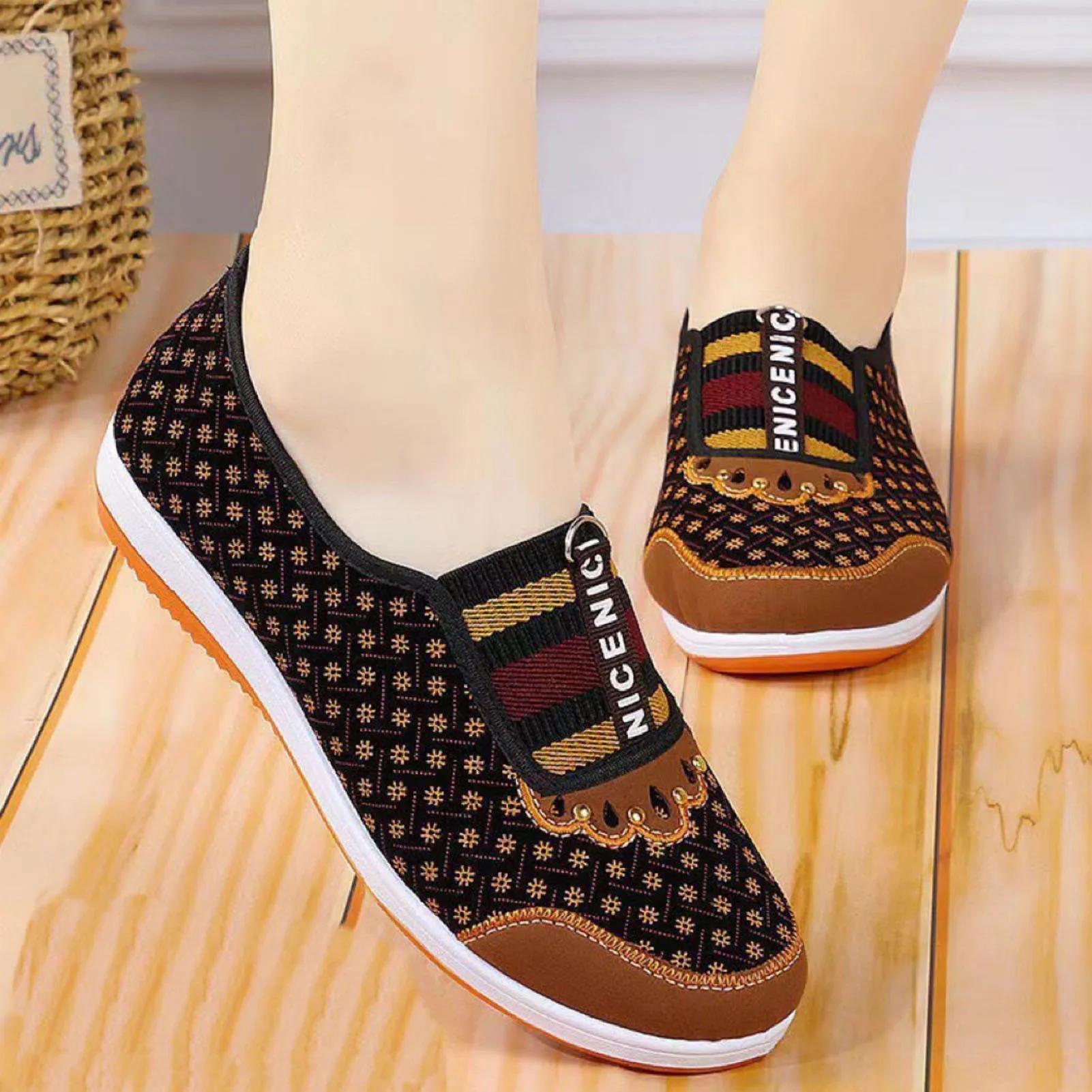 Baskets en tissu décontractées pour femmes, chaussures de sport respirantes de couleur unie, adaptée