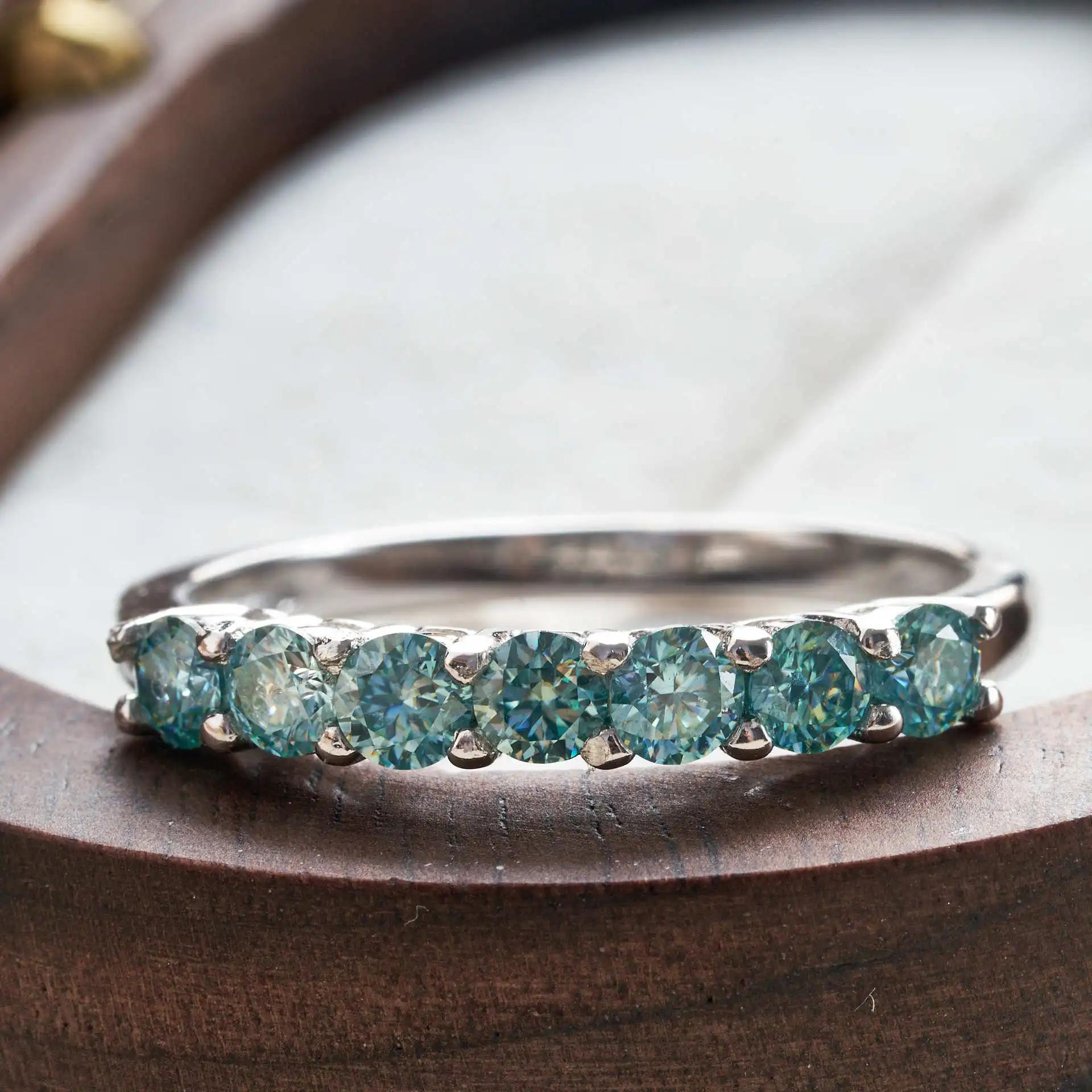 Bague ronde Moissanite en argent Sterling 0.7CT D couleur VVS1 EX, bague d'éternité pour femmes, fia