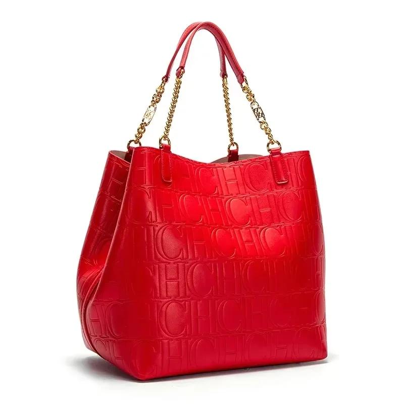 Sac fourre-tout en cuir gaufré CH avec poignée chaîne, intérieur spacieux, idéal pour le bureau, ess