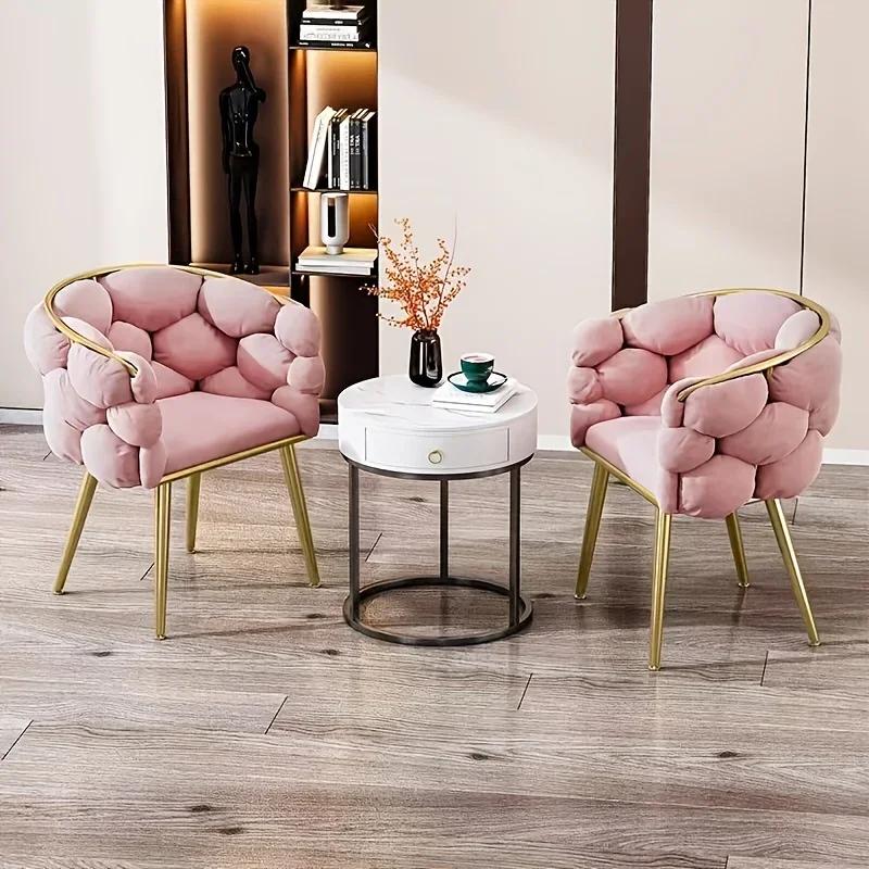 Coiffeuse élégante pour filles, chaise à dossier parfaite pour le maquillage de la chambre à coucher
