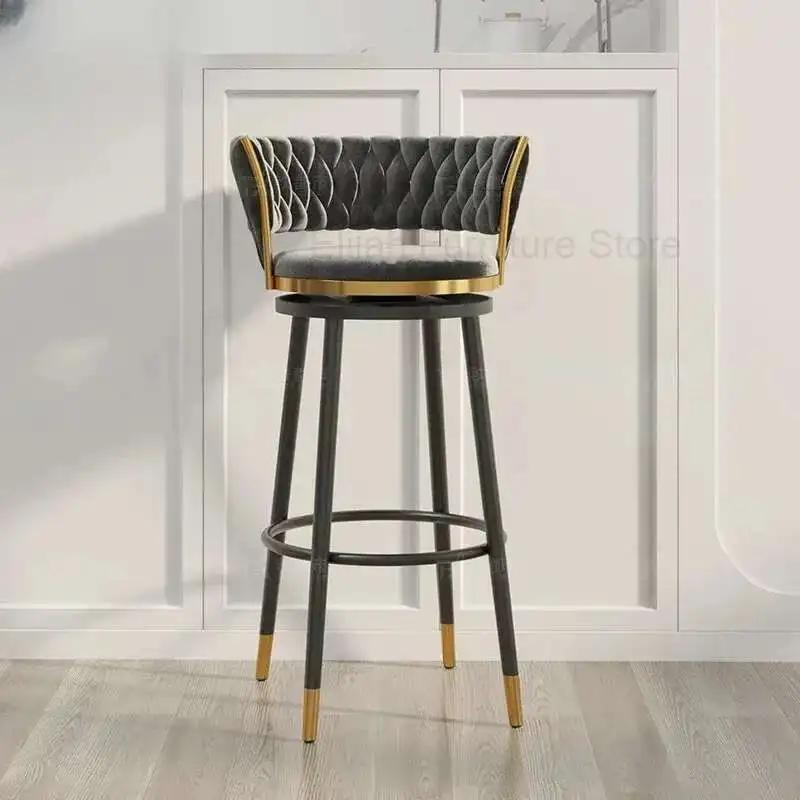 Caractéristique chaises de Bar modernes tabouret de salon nordique chaises de Bar de luxe en plein a