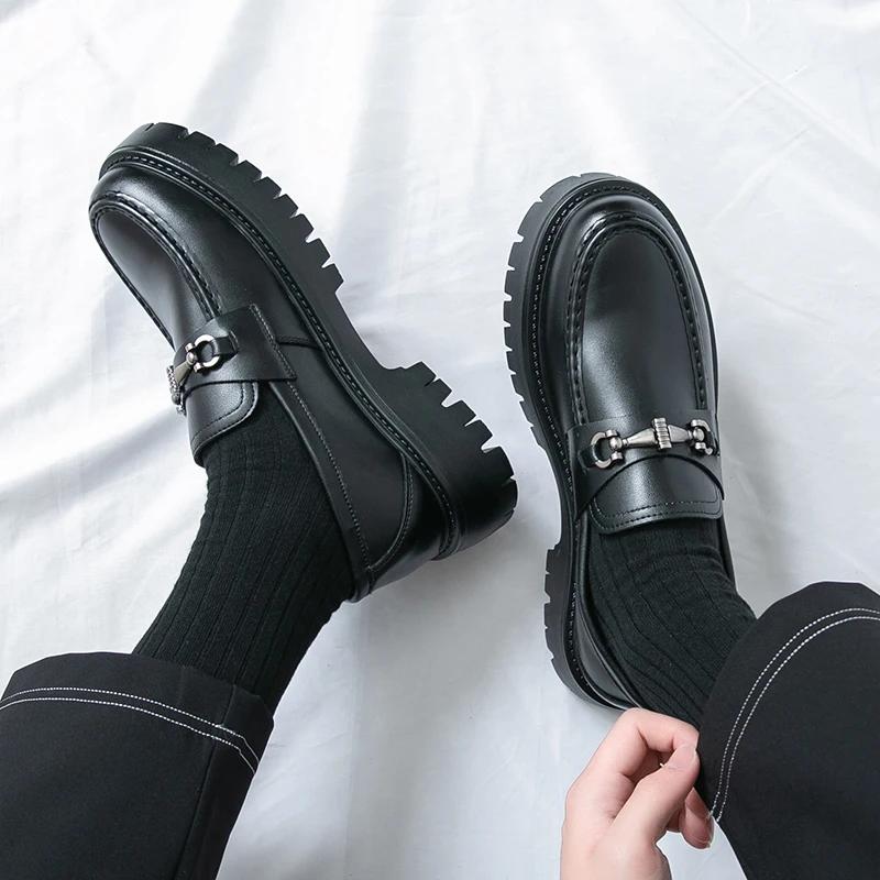 Marque en cuir sans lacet chaussures épaisses mocassins originaux décontractés hommes mode affaires 
