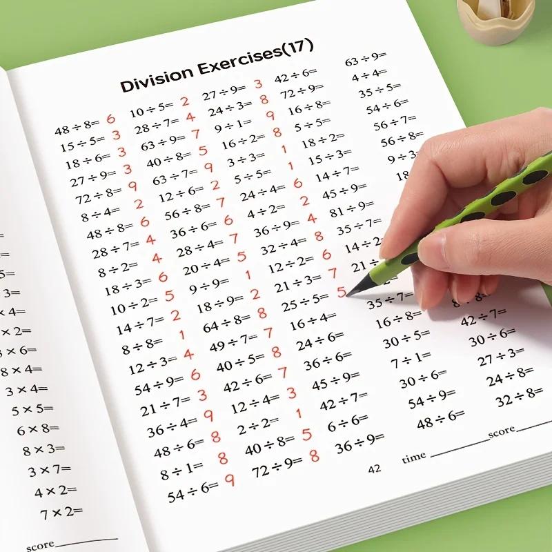 Cahier de travail sur la table de multiplication pour enfants, version anglaise de 48 pages, livre d