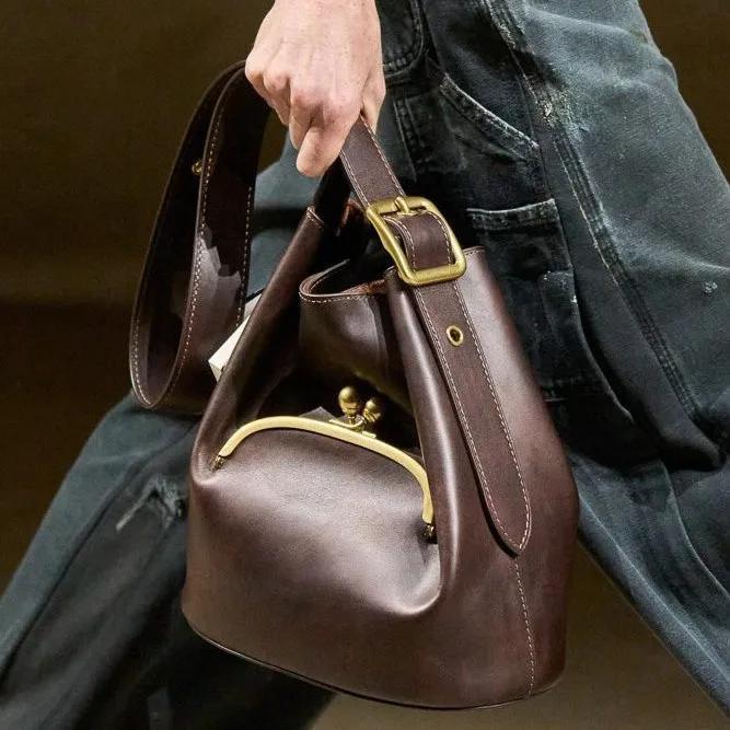Sac à langer élégant et minimaliste de créateur pour femme, en cuir de luxe, grande capacité, sac à