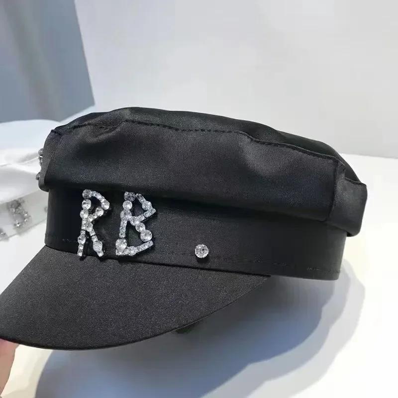 2025 RB béret femmes Version mode strass à bord court bec de canard chapeau printemps nouvelle soie 