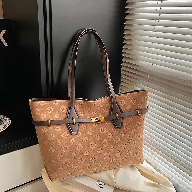 Sac bandoulière en cuir de luxe pour femme, sac messager pratique de style classique et élégant par 