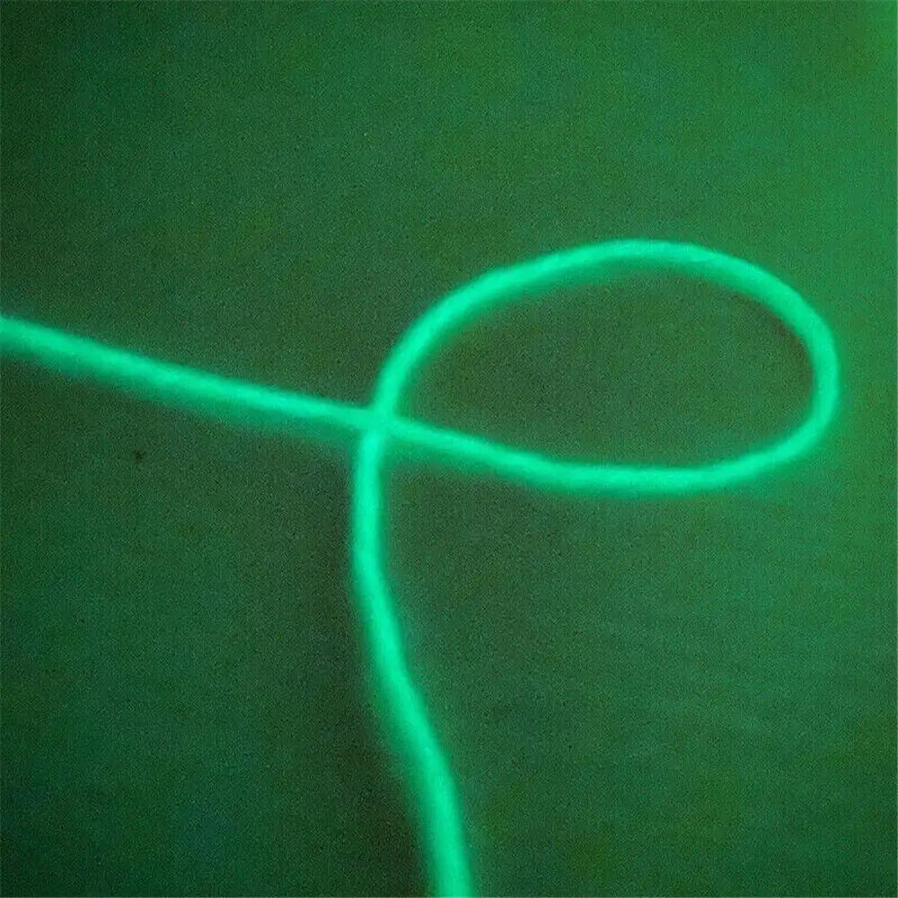 Nouveau fil fonctionnel qui brille dans la nuit, fil épais lumineux en Polyester