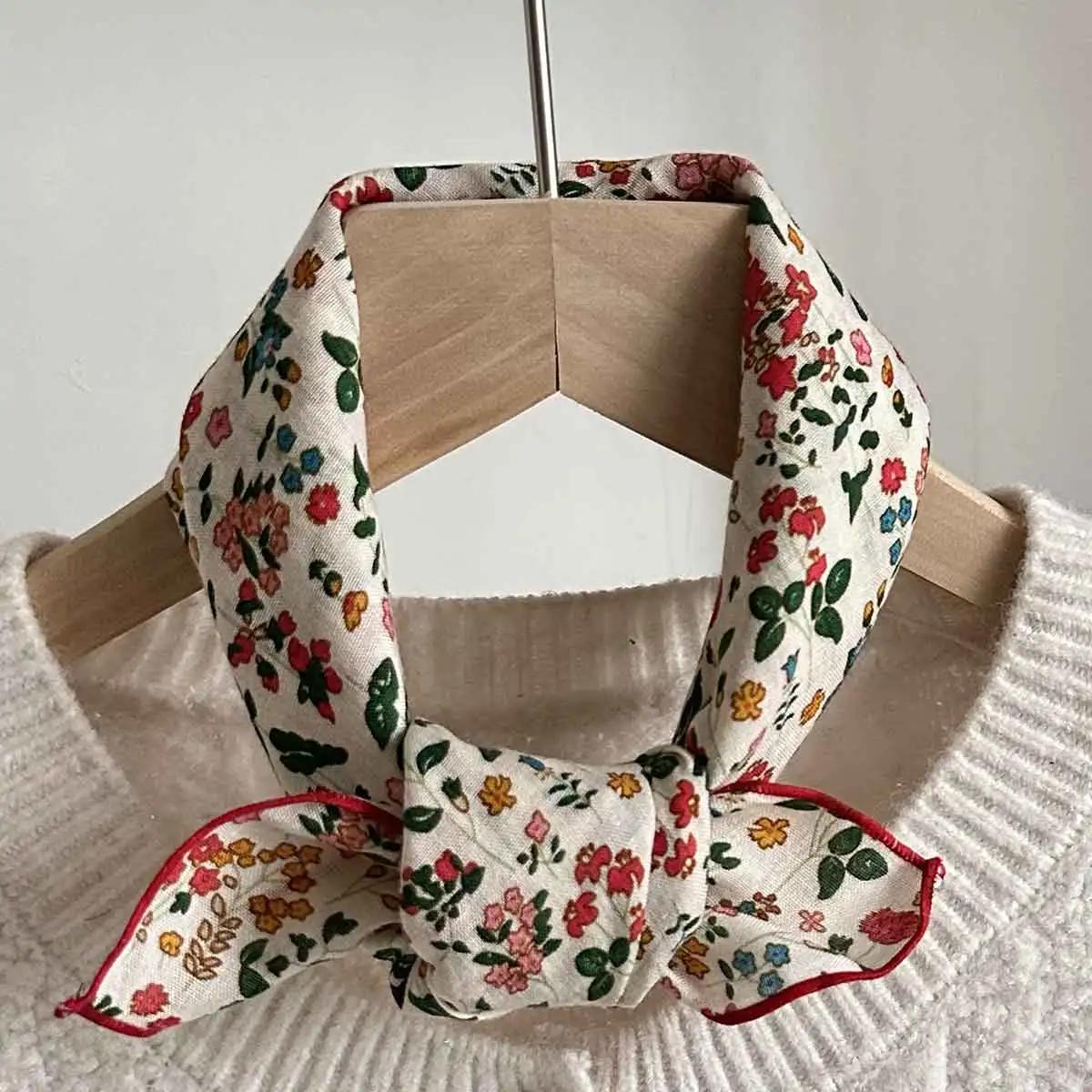 Printemps et été nouvelle petite écharpe en soie pour femmes bohème petite écharpe carrée européenne
