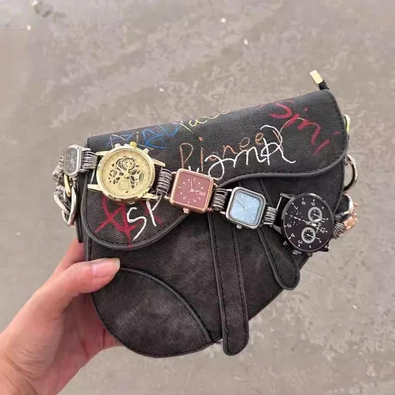 Sac de selle de luxe de styliste pour femmes, sac à bandoulière Chic avec bracelet de montre en méta