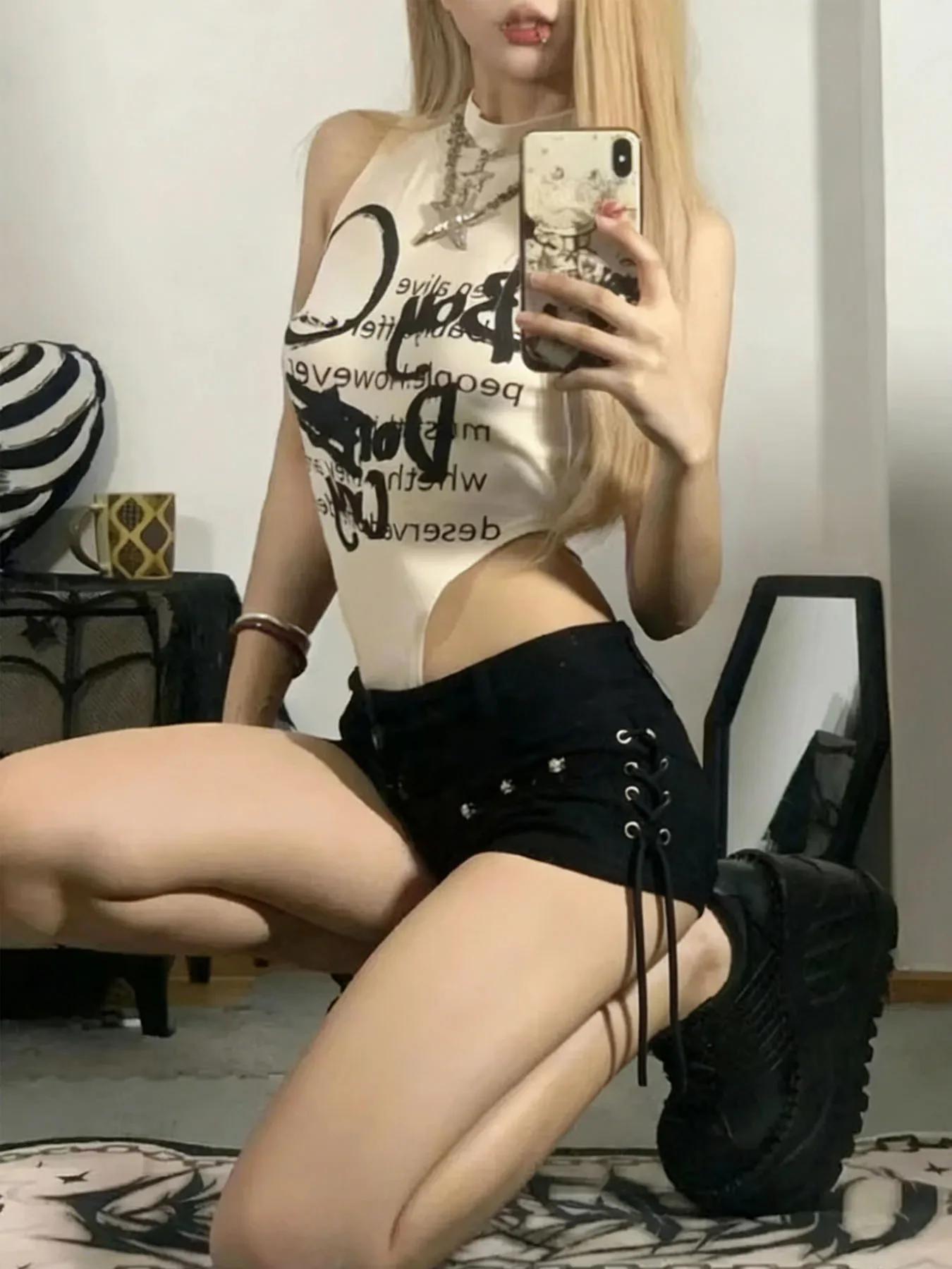 Shorts Femme Moulants Créatifs à Lacets – Tendance Streetwear Quotidien, Style Personnalisé pour Étu
