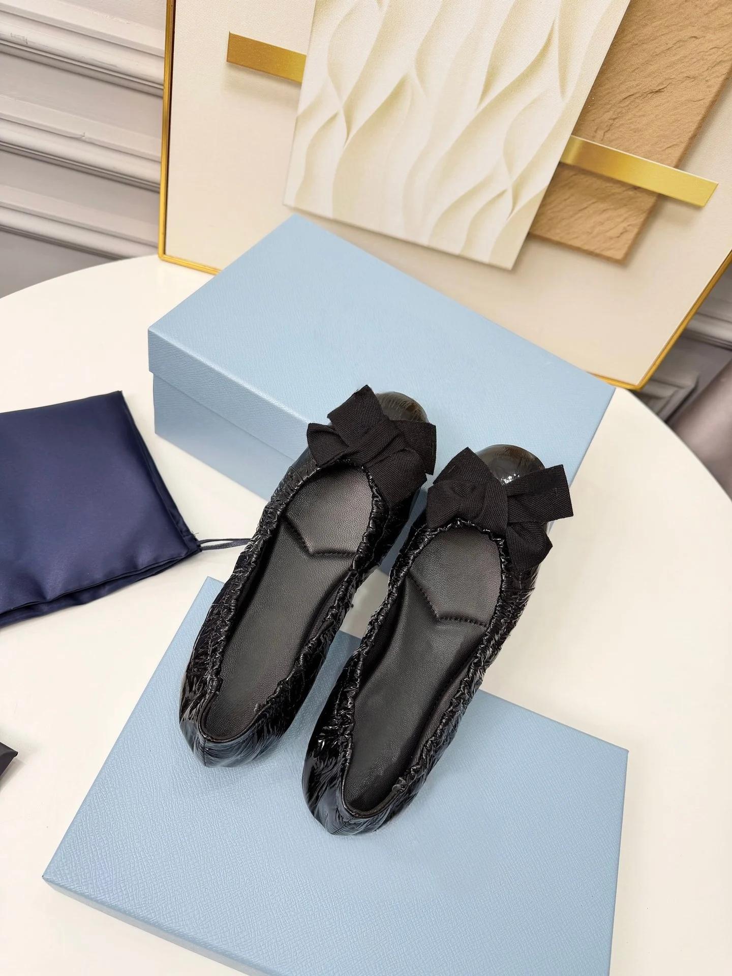 Chaussures plates décontractées de marque de luxe, style slip-on, en peau de mouton, ultra-légères p