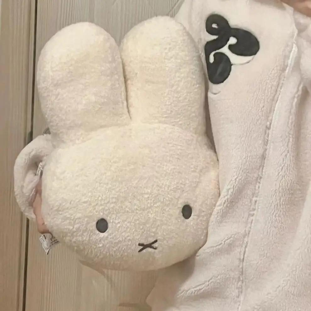 Miffy – poupée en peluche yeux noirs, jouet mignon, oreiller de lit Kawaii, doux et confortable, cou