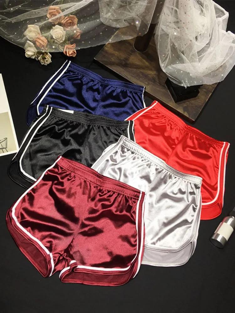 Nouveau 2023 femmes Shorts été soie mince plage décontracté blanc Egde Shorts chaud