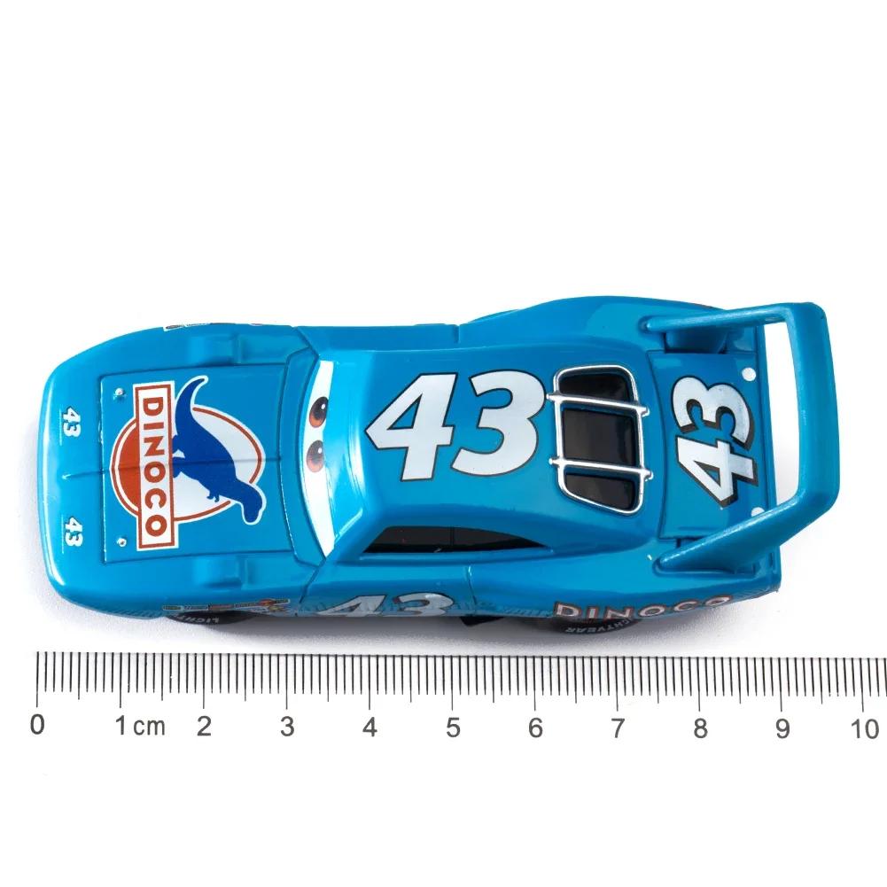Disney Pixar voitures jouets course foudre McQueen Jackson tempête le roi Mater 1:55 moulé sous pres