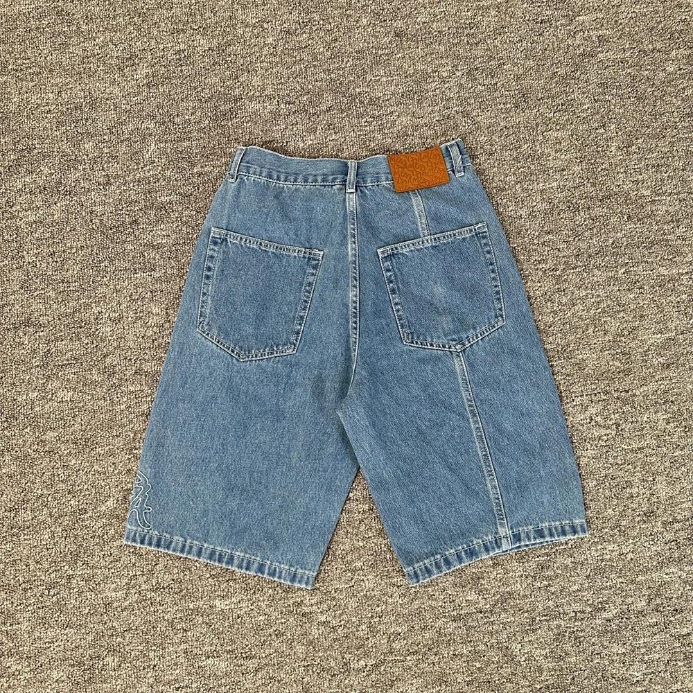 Short en Denim pour hommes, Streetwear, avec lettres brodées, droit, bleu délavé, Baggy, longueur au