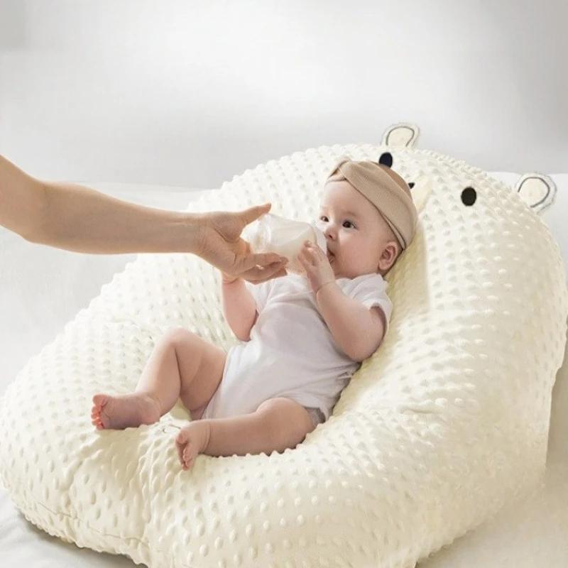 Coussin de pente Anti-crachat pour bébé, nouveau-né couché, oreiller d'allaitement, outil magique, l