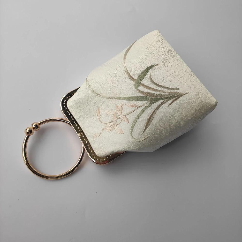 Sacs à main vintage faits à la main pour femmes, sacs brodés de fleurs, serrure de coquille, sac à b