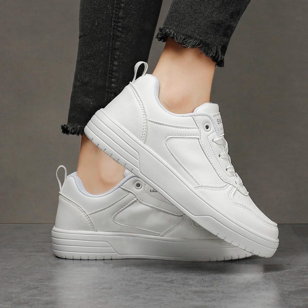 Chaussures de skateboard légères pour femmes, baskets de sport blanches et noires