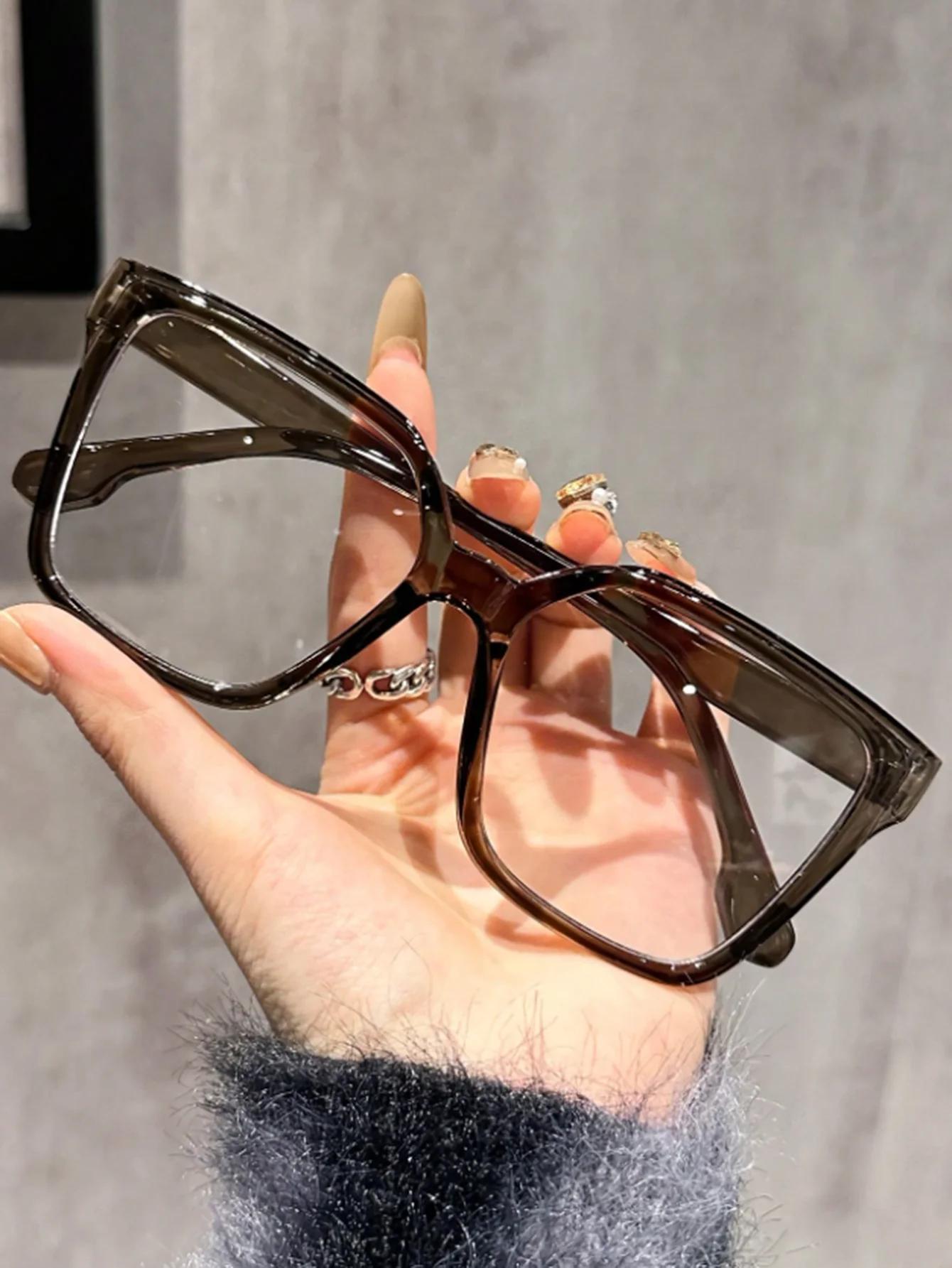 Lunettes géométriques élégantes, simples et élégantes avec lentilles transparentes, adaptées à la le