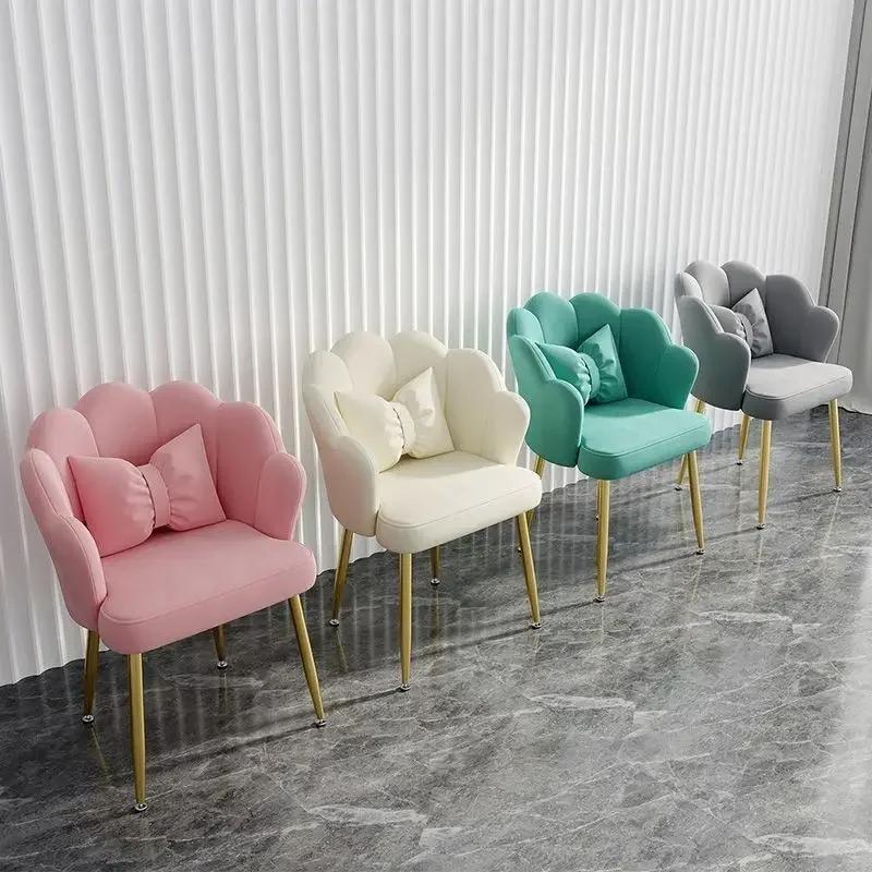Chaise de maquillage féminine, tabouret de dressing simple, dossier luxueux, chaise à pétales, chais