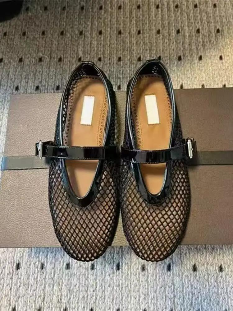 Sandales en cuir respirantes pour femmes, style français, à semelle plate, ajourées, type Mary Jane,