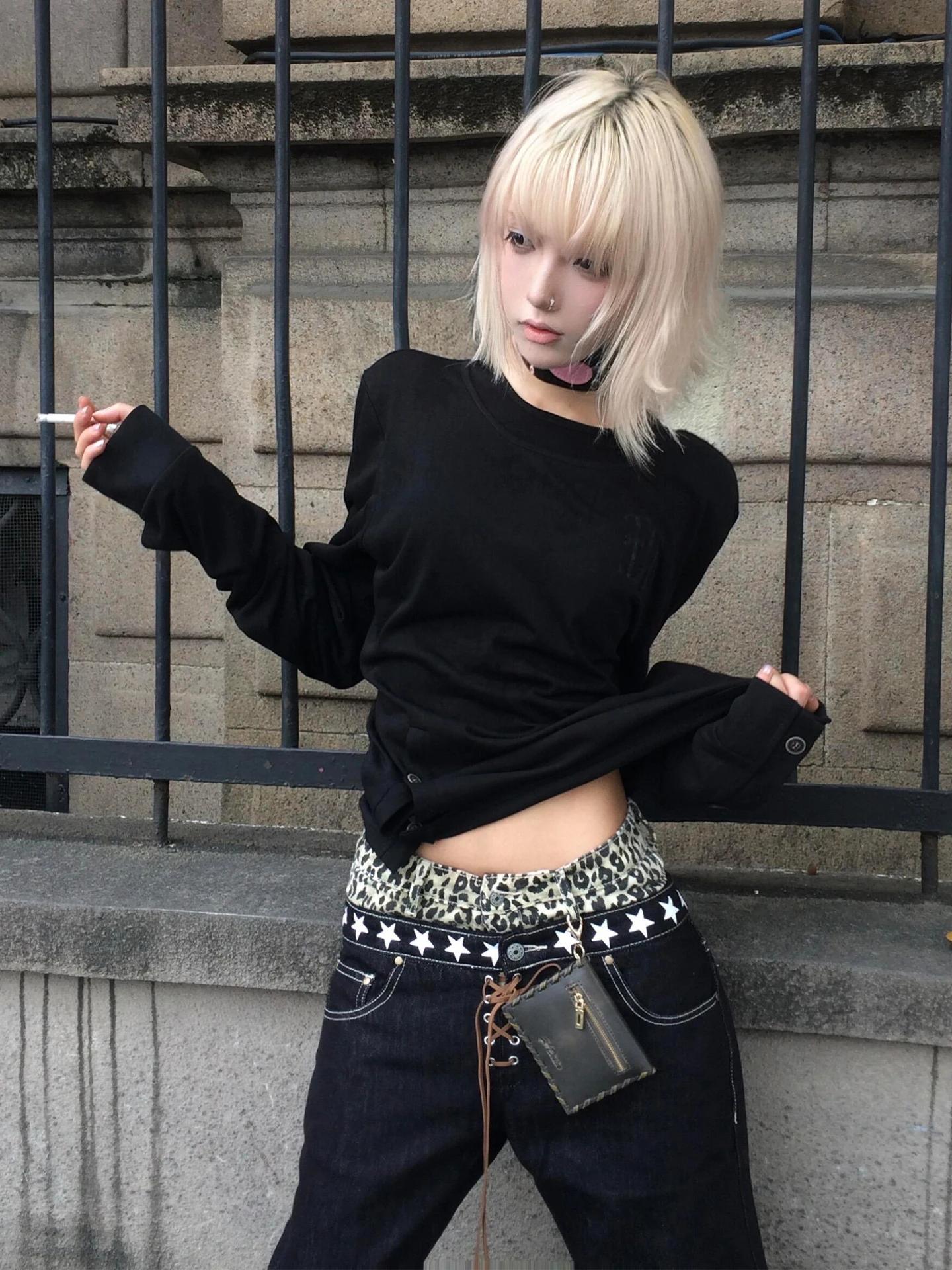 Genayooa gothique Vintage T-shirt femmes à manches longues bouton Y2k rétro noir Grunge hauts Street