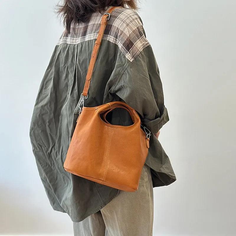 Sac à main pour femme Johnature 2026 Automne Nouveau en cuir véritable Sac rétro en cuir de vache so