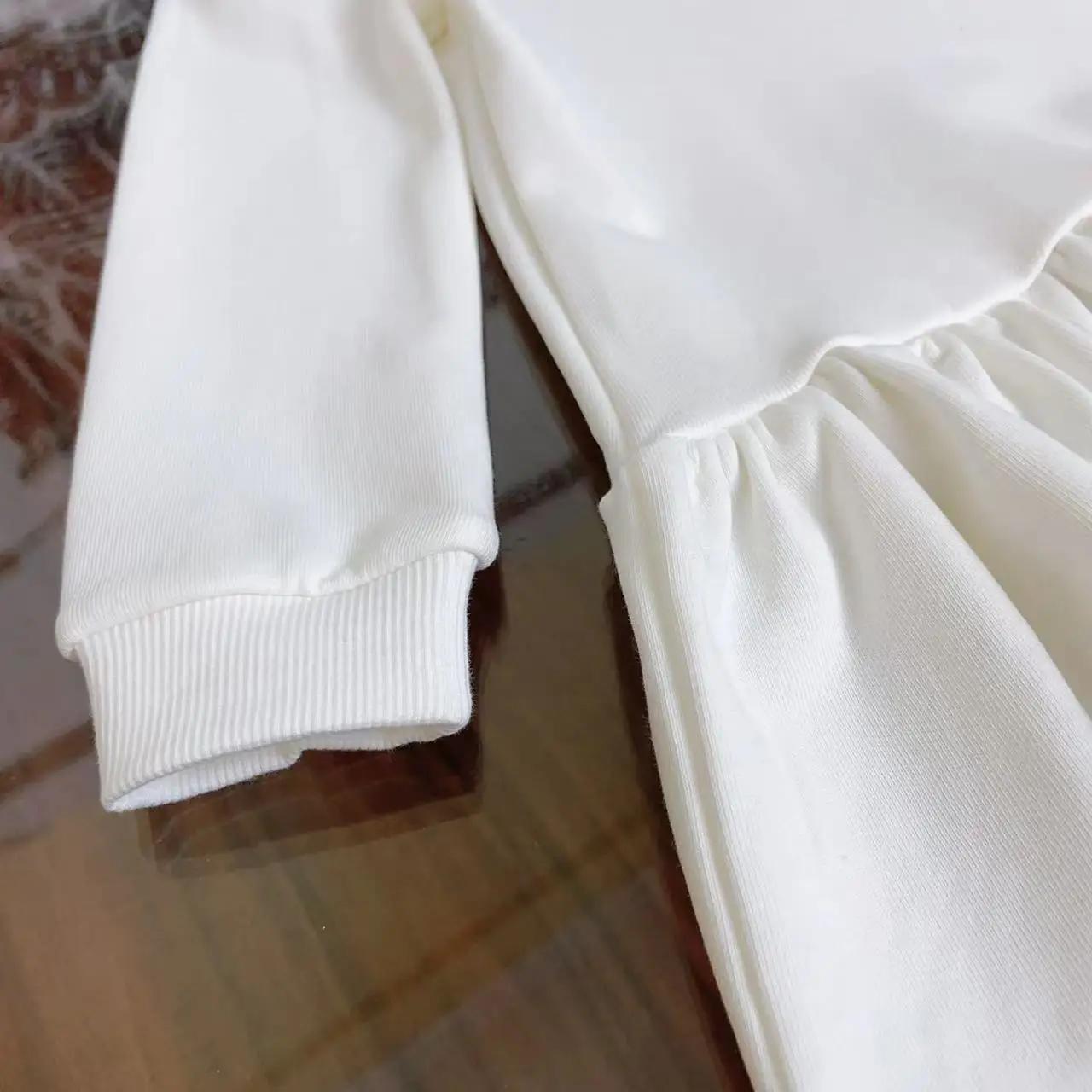 Robe blanche à manches longues imprimée lettre pour enfants, vêtements décontractés quotidiens, mode