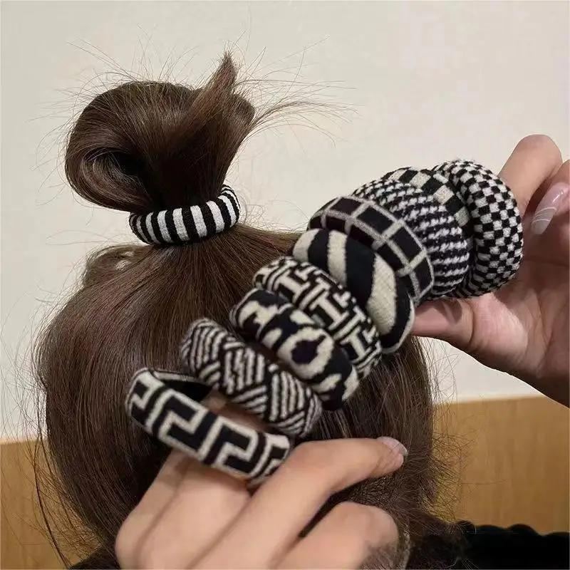 Élastique à cheveux épais rayé noir et blanc - Corde à cheveux sans couture à haute élasticité, acce