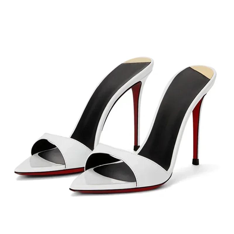 Talons hauts noirs pointus pointus pour femmes, nouvelles sandales à talons super hauts 2025, style 